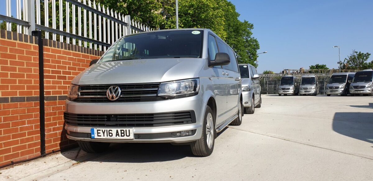 Cheap minibus hire with driver london Goldline Executive