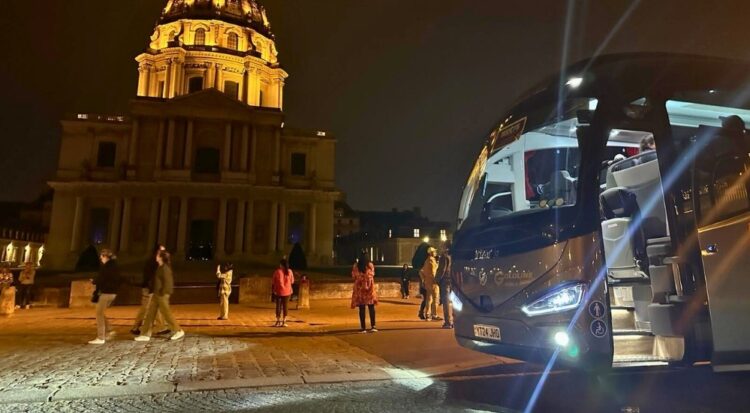 Minibus Hire for Winter Wonderland Hyde Park Parking, Drop Off and Getting Your Group There